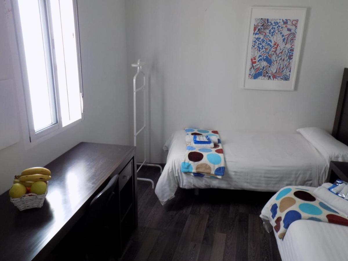 Residencia Viriato Hostel Σεβίλλη Εξωτερικό φωτογραφία