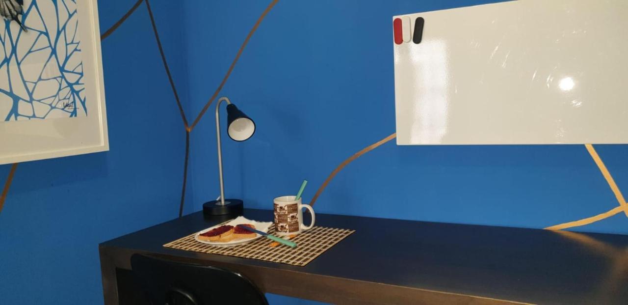 Residencia Viriato Hostel Σεβίλλη Εξωτερικό φωτογραφία