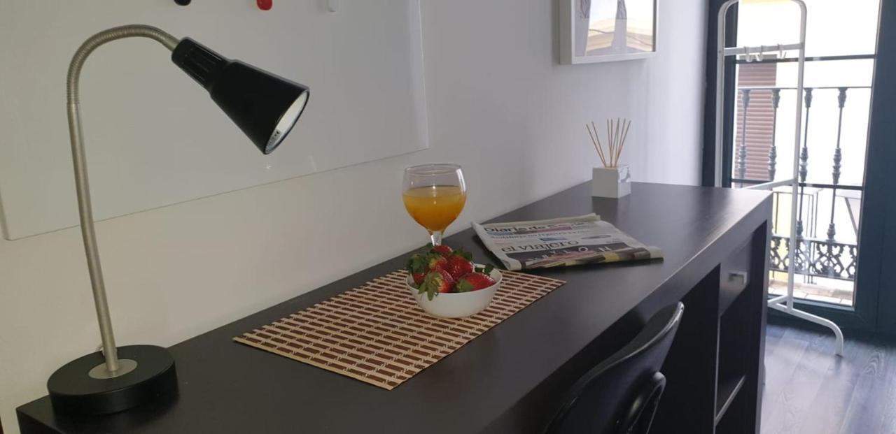 Residencia Viriato Hostel Σεβίλλη Εξωτερικό φωτογραφία